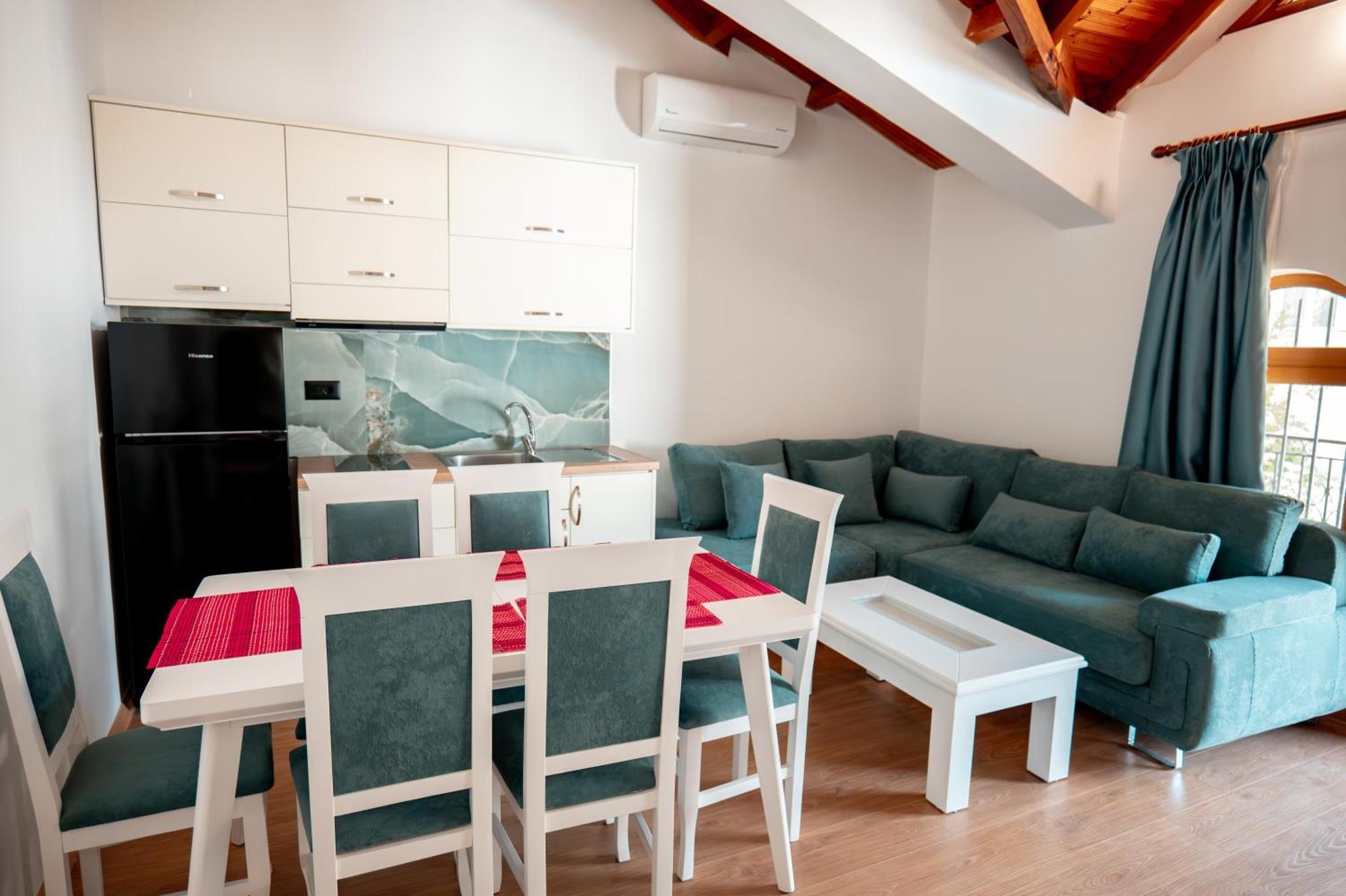 Fabio Guest House จีโรคาสเตอร์ ภายนอก รูปภาพ